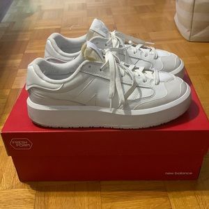 New Balance CT302 unisex sneakers in white, size EU 41.5